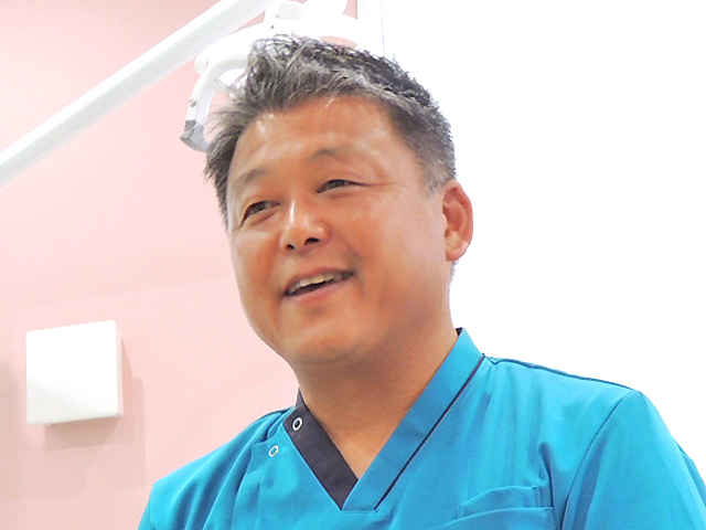 川﨑 泰孝 院長